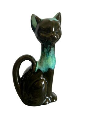 Vintage Blue Mountain Pottery Cat Figurine MCM Green Drip Glaze 6”